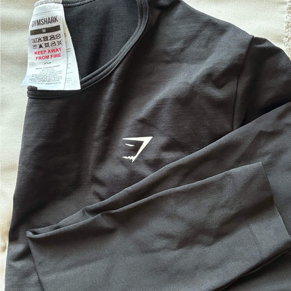 Gymshark Long Sleeve Black Seamless Workout Crop Top